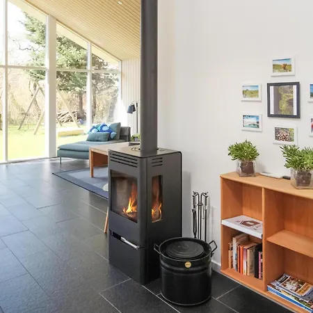 Stunning In Samso With Kitchen Feriehus