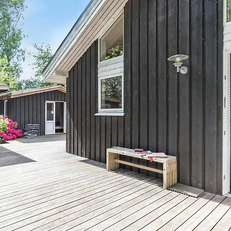 Feriehus Stunning In Samso With Kitchen